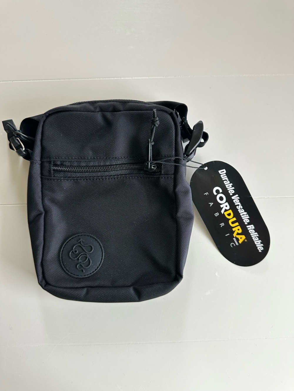 B2TM Black 1.2L Sling Bag